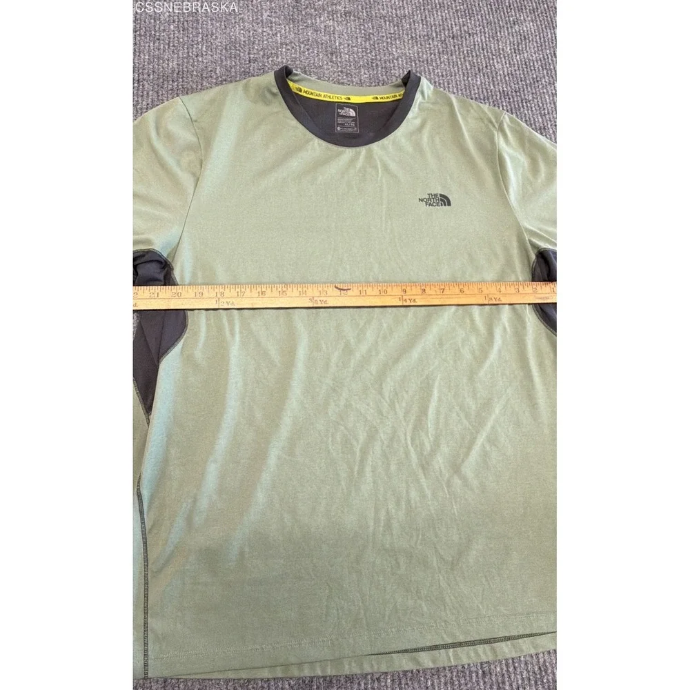 The North Face Men's Mountain Athletics FlashDry-XD Green Shirt Sz XL